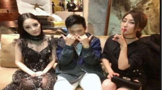 本周娱乐圈最新吃瓜新闻,明星奇闻轶事大揭秘！